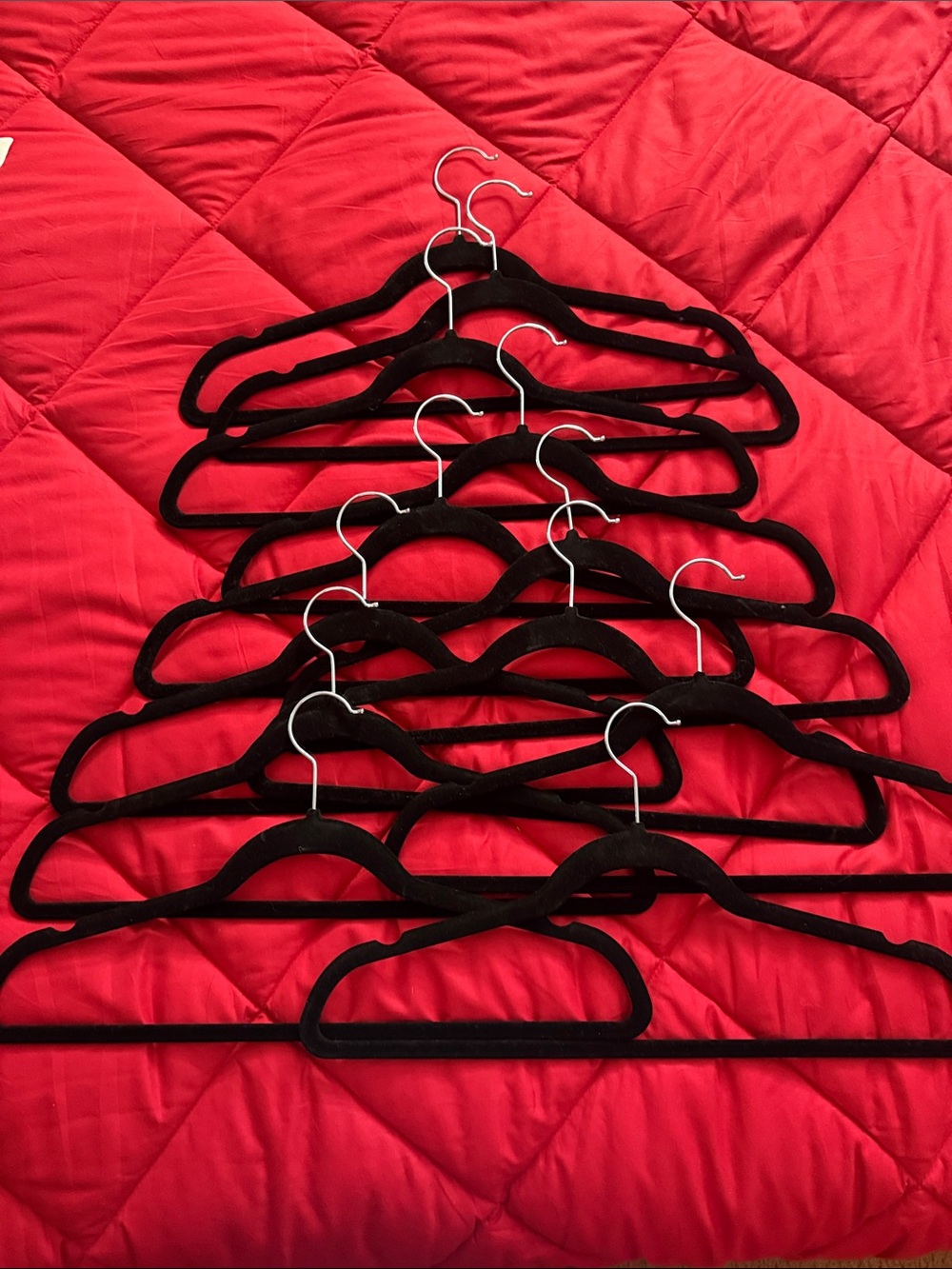 Non-Branded Black Velvet Clothes Hangers - 10 Pack